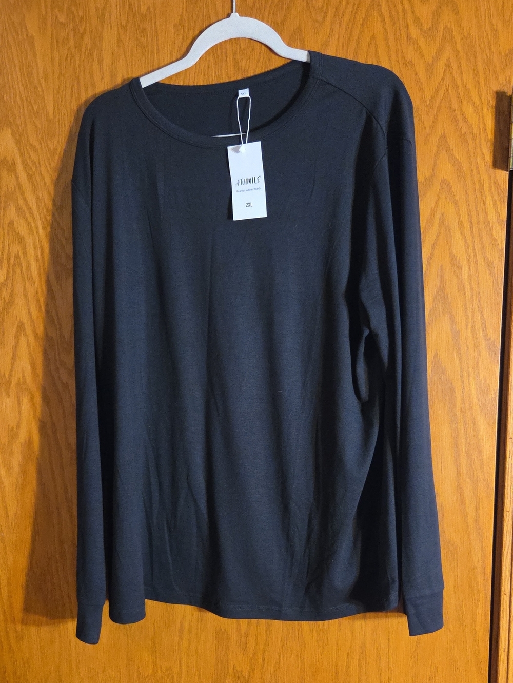 NWOT Women's Black Athmile Long-Sleeve Crewneck Shirt - Size 2XL